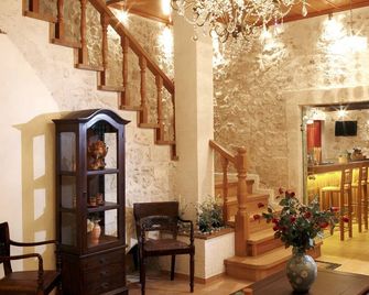 Leo Hotel - Rethymno - Stairs