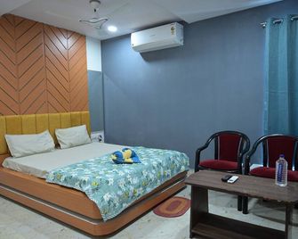Nirmalya Guest House - Brahmapur