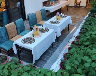 Sagrika Resort Dalhousie - Dalhousie - Restaurante
