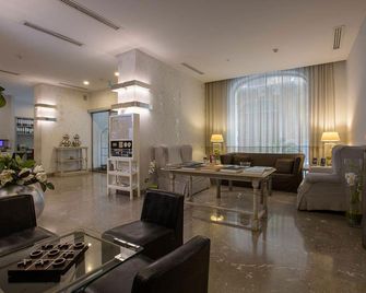 Hotel Porta Felice & Spa - Palermo - Recepción