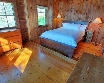 Quintessential Maine Lake Cottage, Quanahawasset, a John Calvin Stevens Original - Jefferson - Habitación