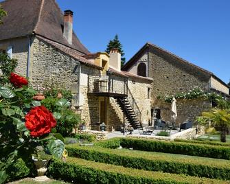 L'Intemporelle B&B - Le Buisson-de-Cadouin - Bâtiment