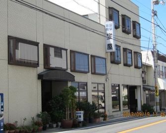 Takaraya - Kotohira - Gebäude