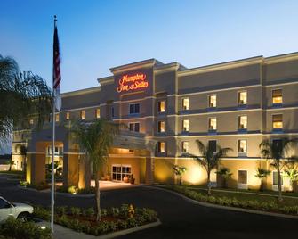 Hampton Inn & Suites Lake Wales - Lake Wales - Building