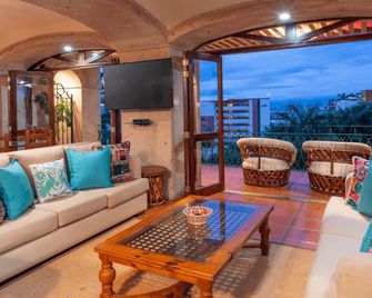 Marcela Resort & Spa - פוארטו ויארטה - סלון