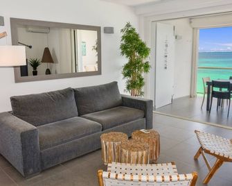 Honeymoon Apartment - Grand-Case - סלון