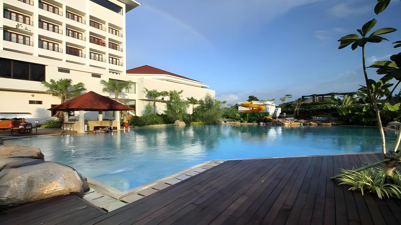 Sutan Raja Hotel & Convention Centre Manado