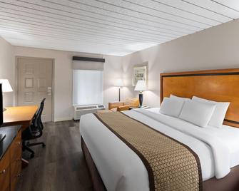 Baymont by Wyndham Knoxville I-75 - Knoxville - Phòng ngủ