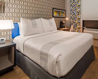 GLō Best Western Brooklyn NYC - Brooklyn - Bedroom