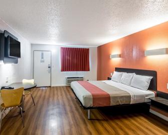 Whitten Inn - Clinton - Bedroom