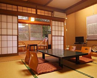 Suehirokan - Tagami