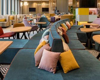 Hampton by Hilton Riga Airport - Riga - Restaurant