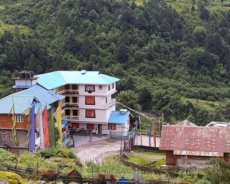Rufina Royal Lachung - Lachung