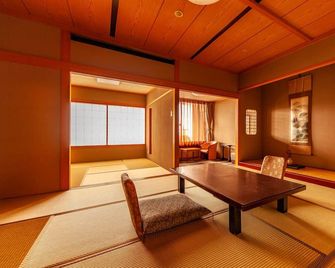 Awara Onsen Seifusou - Awara - Eetruimte