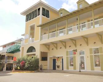 John's Pass Hotel - Fully Remote Check In - Saint Pete Beach