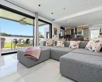 La Villa del Roc - Roda de Berà - Living room