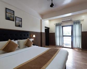 Hotel Mainak & Health Club - 布萊爾港 - 臥室