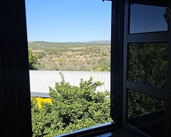 니사 2 베드룸 에어컨 빌라 - 니사 - 발코니