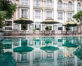 Cozrum Homes - Sonata Residence - Ho Chi Minh-byen - Pool