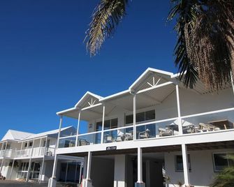 Hotel Bridge Motel Batemans Bay - Batemans Bay - Building