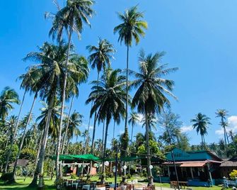 Koh Kood Far East Resort - Koh Kood
