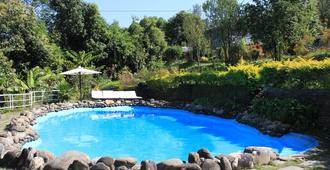 The Begnas Lake Resort & Villas - Pokhara - Pool