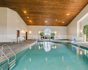 Country Inn & Suites by Radisson, Green Bay, WI - Green Bay - Pool