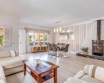 Casa Mediterranea - Santa Margarita - Sala de estar