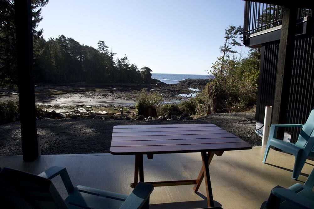 West Coast Oceanfront Private Suite with Stunning View - Ucluelet - Patio