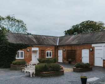 Healing Manor Hotel - Grimsby - Budynek