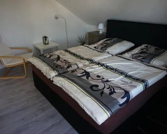 Ferienwohnung am See - Bad Lippspringe - Slaapkamer