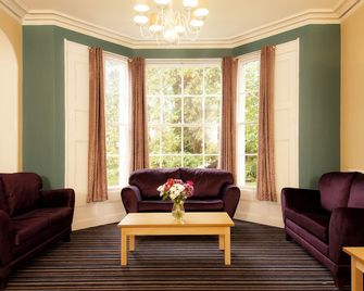 Yha Stratford-Upon-Avon - סטרטפורד אפון-אבון - סלון
