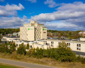 Holiday Inn Boston-Dedham Htl & Conf Ctr By IHG - Dedham - Edificio