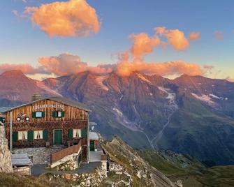 5 person apartment near Zell am See, just minutes from ski slopes and Lake Zell! - Bruck an der Großglocknerstraße - Venkovní prostory