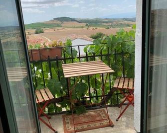 El Olivo de Sansol - Torres del Río - Balcón