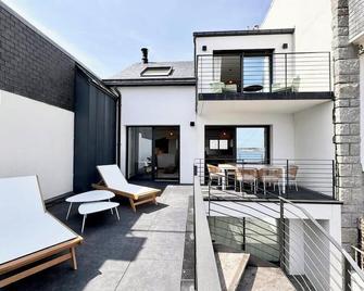 Villa d'architecte contemporaine - Vue mer 180 - Larmor-Plage - Balcony