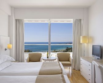 Grecian Sands Hotel - Agia Napa - Schlafzimmer
