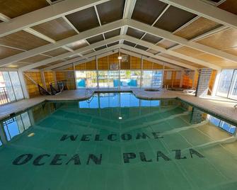 Ocean Plaza Motel - Bãi biển Myrtle - Bể bơi