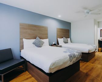 Scottish Inn & Suites - Kemah Boardwalk - Kemah - Schlafzimmer