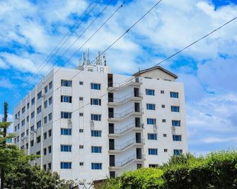 Hillview Apartments - Kampala - Building