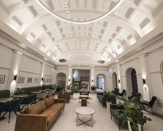 The Gold Bank - Prague - Lobby