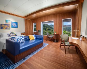 Voco Anji Treasure Island Park by IHG - Huzhou - Bedroom