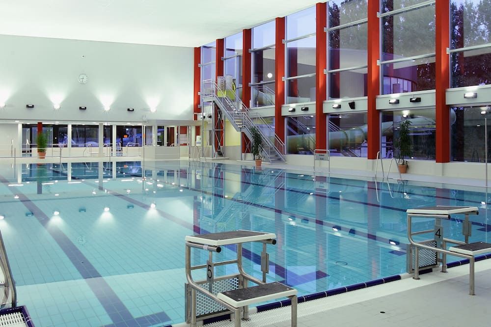 Friendly Cityhotel Oktopus - Siegburg - Pool
