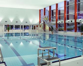 Friendly Cityhotel Oktopus - Siegburg - Pool