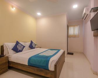 OYO 8685 Hotel Stayland - Bombay - Habitación