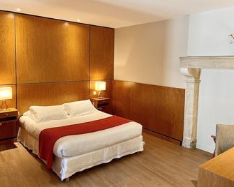 Hotel l'Orée Des Vignes - Vougeot - Bedroom