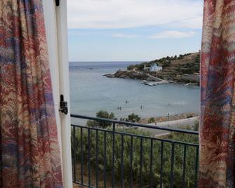 Alexandra Hotel - Megas Gialos - Balkon