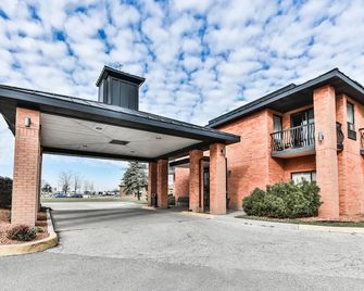 Travelodge by Wyndham Chatham - Chatham-Kent - Edificio