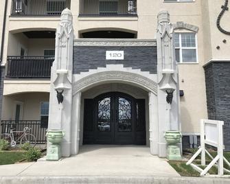 Spacious newly built comfortable apartment - 2 beds, 2 bathrooms - Saskatoon - Building