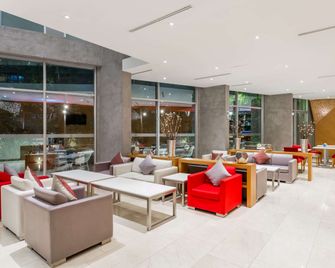 Ramada Encore Lima San Isidro - Lima - Lounge